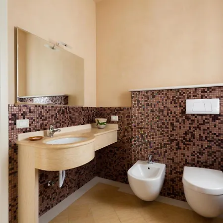 Barchi - & Apartmanhotel San Felice del Benaco