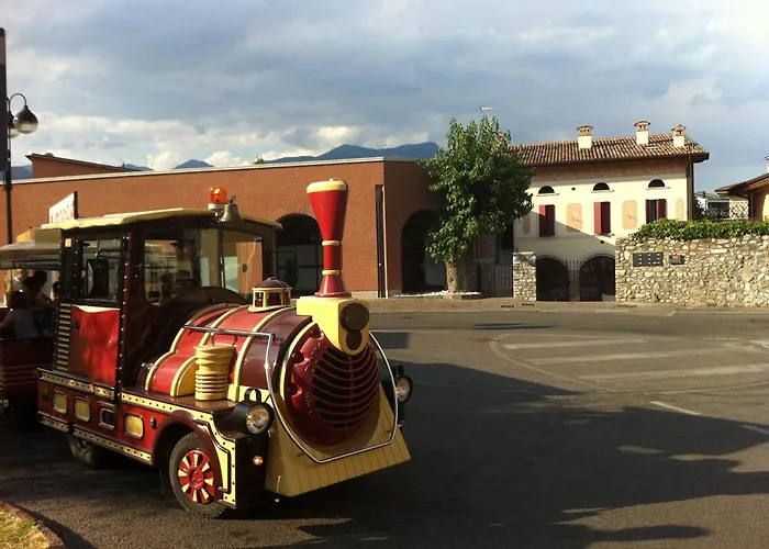 Barchi - & 4* San Felice del Benaco