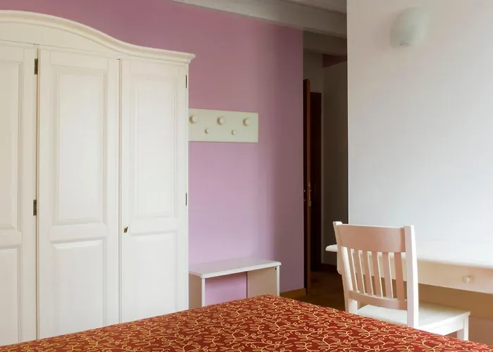 Apartmanhotel Barchi - &