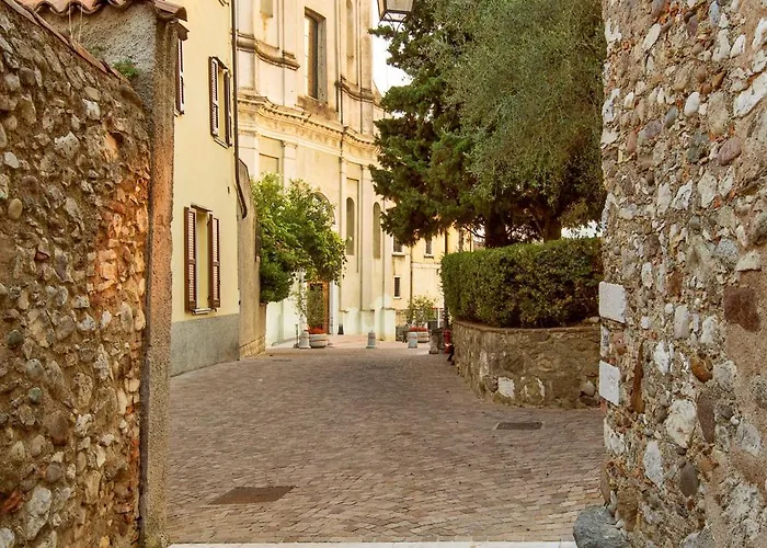 Barchi - & Apartmanhotel San Felice del Benaco