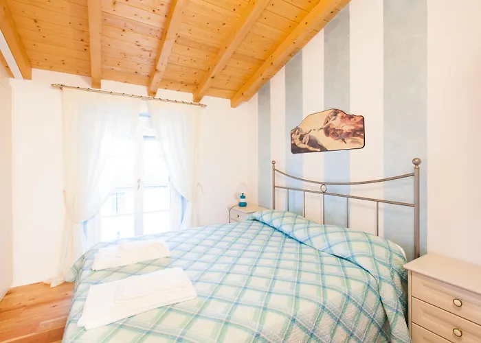Apartmanhotel Barchi - &