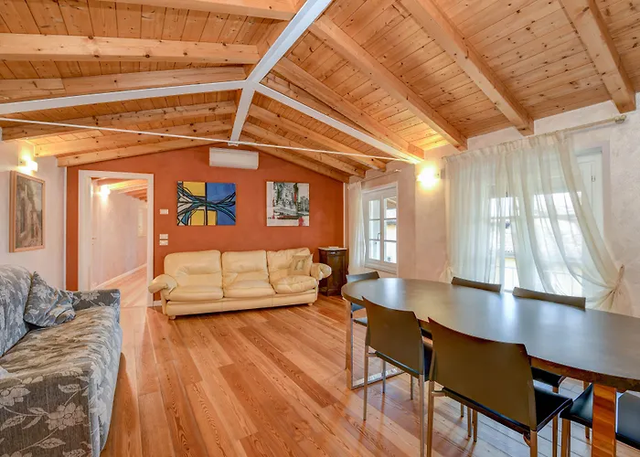 Barchi - & Apartmanhotel San Felice del Benaco