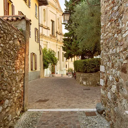 Barchi - & Aparthotel San Felice del Benaco